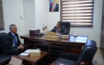 الدكتور الخُبجي يلتقي المدير العام التنفيذي لشركة مصافي عدن