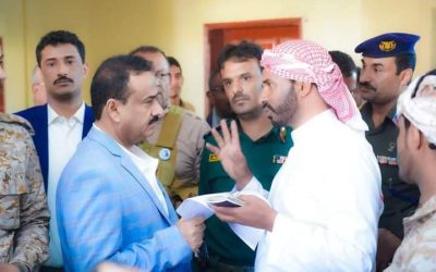 محافظ شبوة بن الوزير يطلع على سير العمل ومستوى الإنجاز في معاملات المواطنين بفرع مصلحة الهجرة والجوازات بالمحافظة
