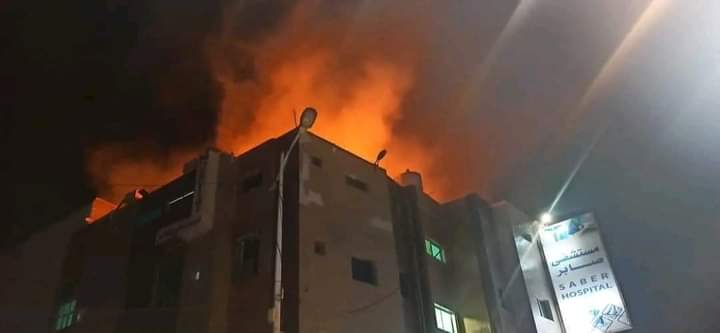 عاجل.. اندلاع حريق في مستشفى صابر بالمنصورة عدن