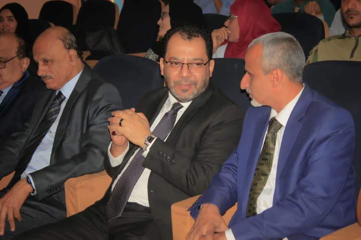 الوكيل الشبحي يشارك في مراسيم تأبين الفقيد د.حسين محمد الكاف العميد السابق لكلية الطب والعلوم الصحية