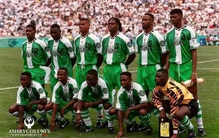 تشكيلة الجيل الأسطوري لمنتخب نيجيريا