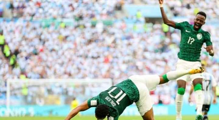 كأس العالم 2022: سفينة الأرجنتين تغرق في الرمال السعوديّة