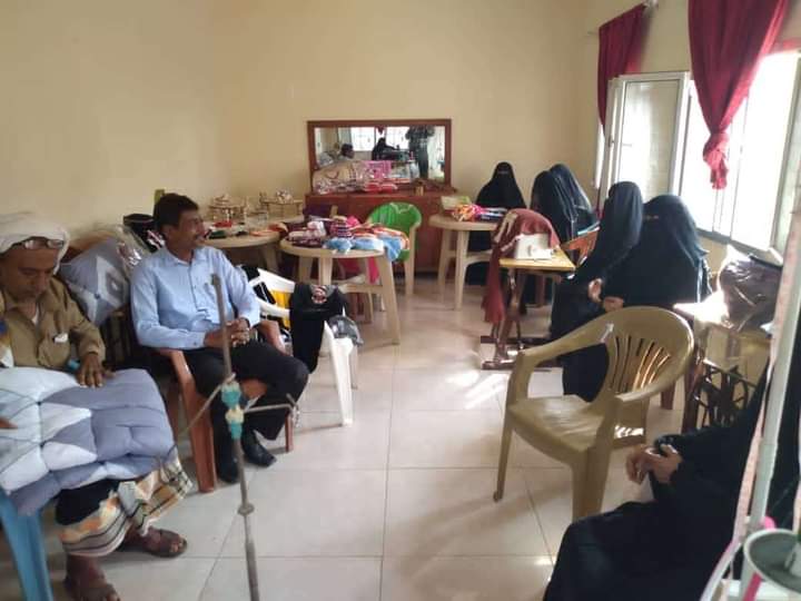 أبو الشباب رئيس انتقالي زنجبار يزور الجمعية النسوية الانتاجية وتنمية المجتمع بالمديرية