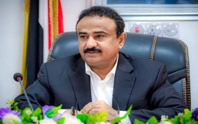 محافظ شبوة يوجه باعتماد إكرامية سنوية لأسر الشهداء والمناضلين