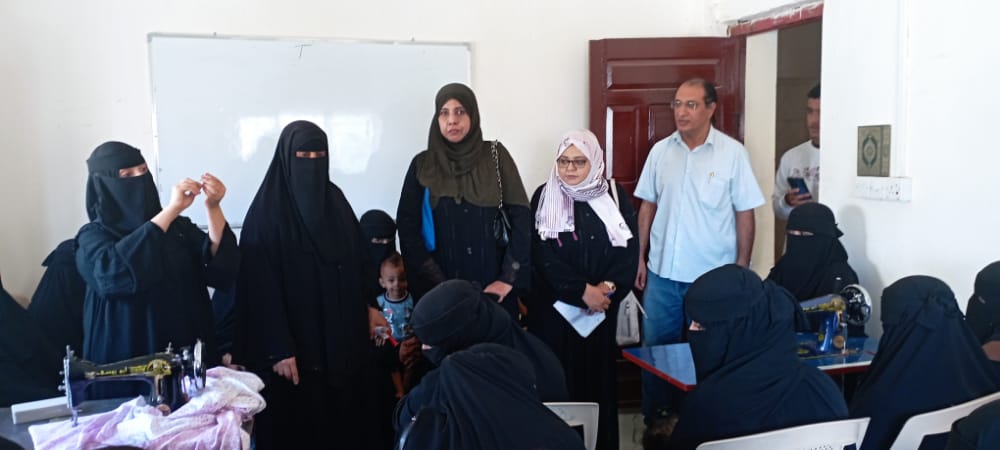 فريق من الجمعية الوطنية يطلع على أعمال المشاغل الشبابية الأربعة بمحافظة أبين