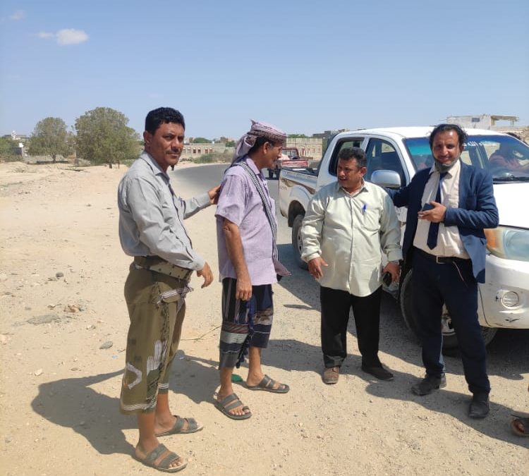 مدير عام أحور والمدحدح يشكران جمعية إحياء التراث الإسلامي بدعمها بأدوية لمستشفى المديرية