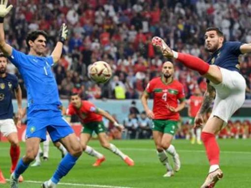 قطر 2022: فرنسا تنهي الحلم المغربي وتتأهل للنهائي لمواجهة الارجنتين