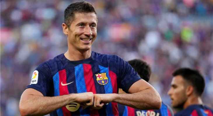 ليفاندوفسكي يشيد باداء مبابي وهالاند