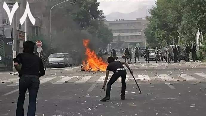 مظاهرات حاشدة في بلوشستان الإيرانية بشعار الموت لخامنئي