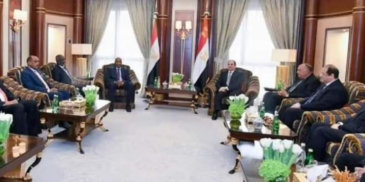تطورات سد النهضة تتصدر مباحثات السيسي والبرهان بالرياض