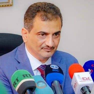 محافظ العاصمة #عدن يصدر قرارات تكليف لمديري عموم عدد من المكاتب التنفيذية