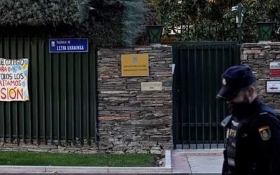 فرنسا تحذر من “الطرود المفخخة”