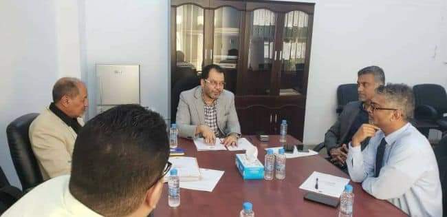 المكتب الفني للجنة الإغاثة بعدن يعقد أول اجتماعاته