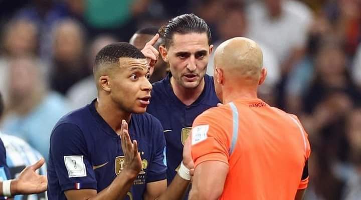 جماهير الأرجنتين ترد على “إعادة نهائي المونديال”: توقفوا عن البكاء