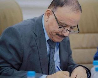 وزير النقل يصدر قرار وزاري بشأن تعديل لائحة تنظيم اجور خدمات وانشطة الموانىء البرية