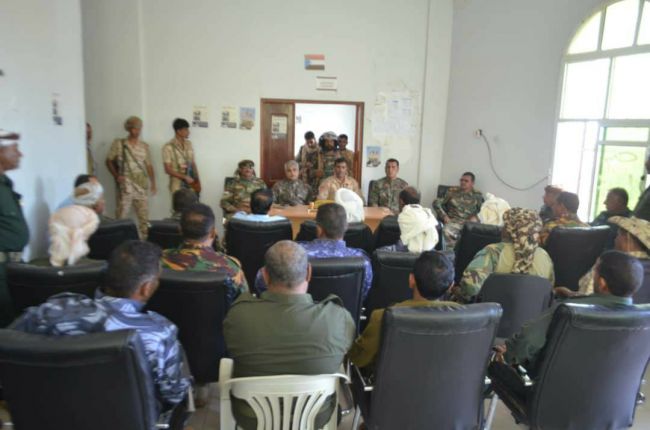 مدير عام شرطة سقطرى يترأس اجتماعا أمنيا موسعا لمدراء إدارات وأقسام الشرط بالمحافظة
