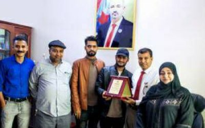أمانة الانتقالي تلتقي بمؤسسة شباب عدن وتحتفي بتكريمها للدكتور عبدالعزيز هادي