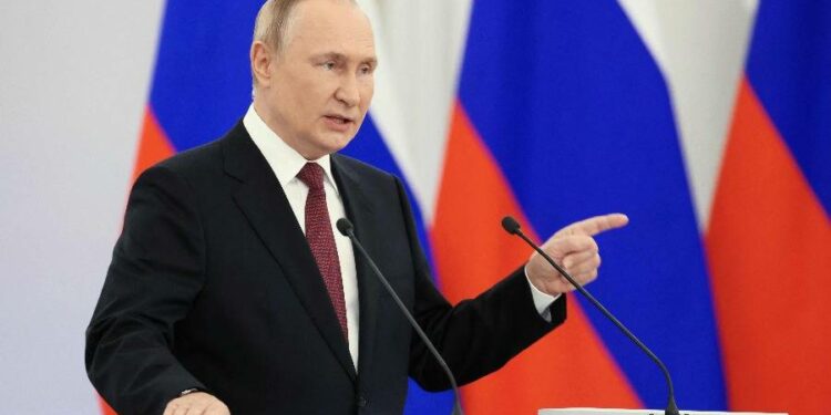 بوتين: نسيان التاريخ يكرر المآسي..وجنودنا يقاتلون النازيين الجدد