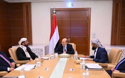 مجلس القيادة الرئاسي يعقد اجتماعا مغلقا حول تطورات الاوضاع المحلية