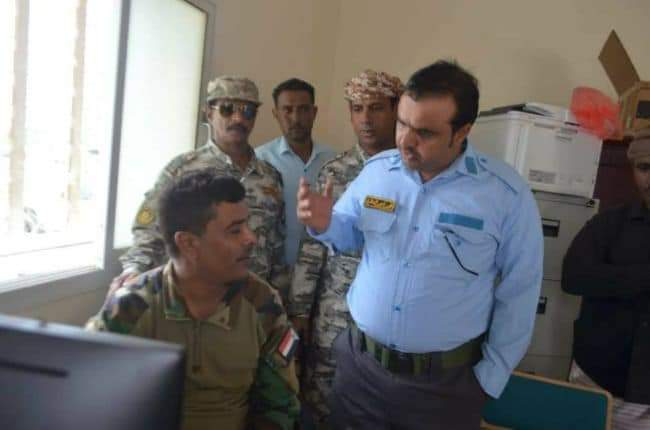 العقيد الدكسمي يطلع على مشروع بناء وتأهيل مبنى الهجرة والجوازات بسقطرى