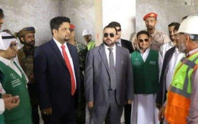 وزير الأشغال العامة يتفقد الأعمال بمشروع مدينة الملك سلمان التعليمية والطبية بالمهرة