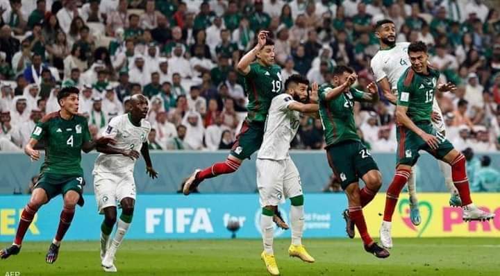 معاقبة المكسيك بعد أحداث لقاءي السعودية وبولندا في المونديال