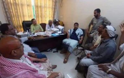سلطات الشحر تبحث آليات تجاوز أزمة نقص الغاز