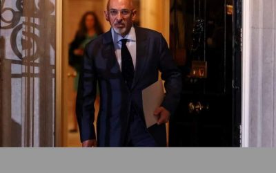سوناك يقيل رئيس حزب المحافظين من منصبه الحكومي