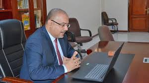 وزير التخطيط والتعاون الدولي يلتقي المدير التنفيذي لمؤسسة يافع للتنمية
