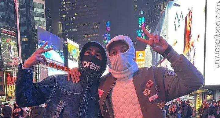 حكيمي ومبابي يتخفيان للتجول في شوارع نيويورك