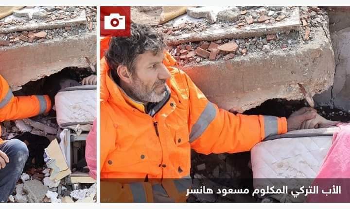 ماتت ابنته تحت أنقاض الزلزال.. فأبى أن يترك يدها