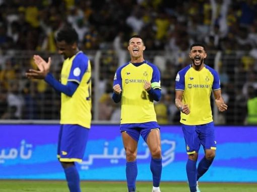 رونالدو يمزق شباك الوحدة السعودي بسوبر هاتريك