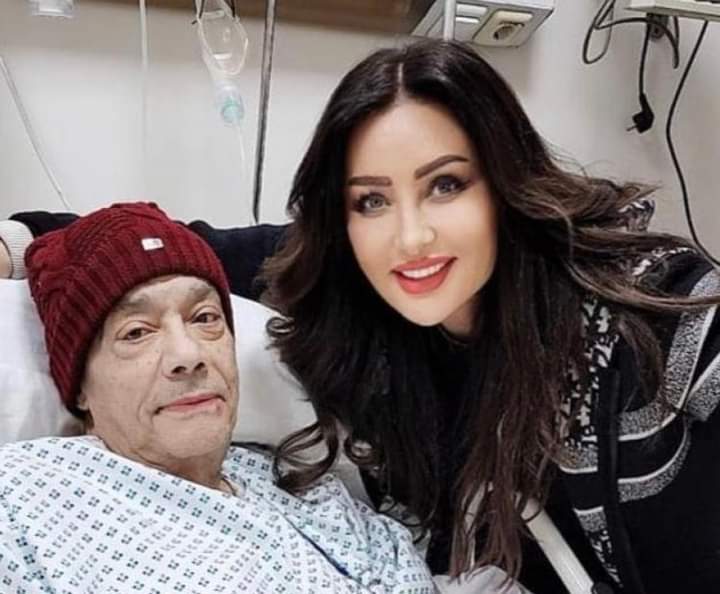 لطيفة تزور حلمي بكر في المستشفى وتكشف …عن تعاون قريب