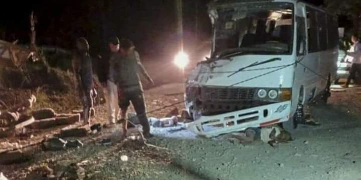 تصادم مميت بين حافلتين في بنما يودي بـ 33 شخصاً