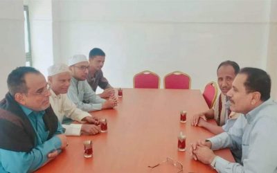 مدير عام محو الأمية بالوادي والصحراء بحضرموت يكرم مدير عام ساه نظير اسهاماته في دعم العملية التعليمية