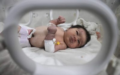 الآلاف يعرضون تبني رضيعة   تحت أنقاض زلزال سوريا