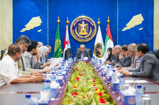هيئة رئاسة الانتقالي تجدد مطالبتها للتحالف بنقل مركز تفتيش السفن من جيبوتي إلى عدن