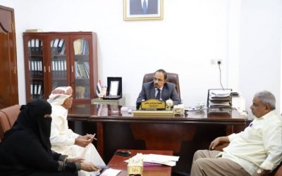 محافظ حضرموت يطلع على مصفوفة نتائج نزولات واجتماعات اللجنة الاستشارية بالمحافظة