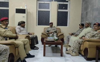 السقطري والثقلي يودعان وزير الدفاع والوفد المرافق له بمطار سقطرى الدولي بعد زيارتهم الناجحة للأرخبيل