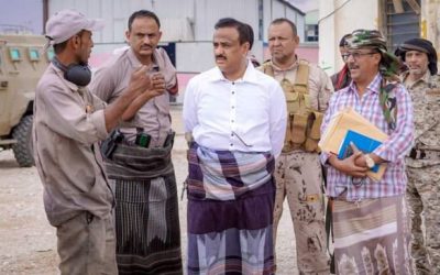 المحافظ بن الوزير يتفقد أوضاع المؤسسة العامة للكهرباء بالمحافظة