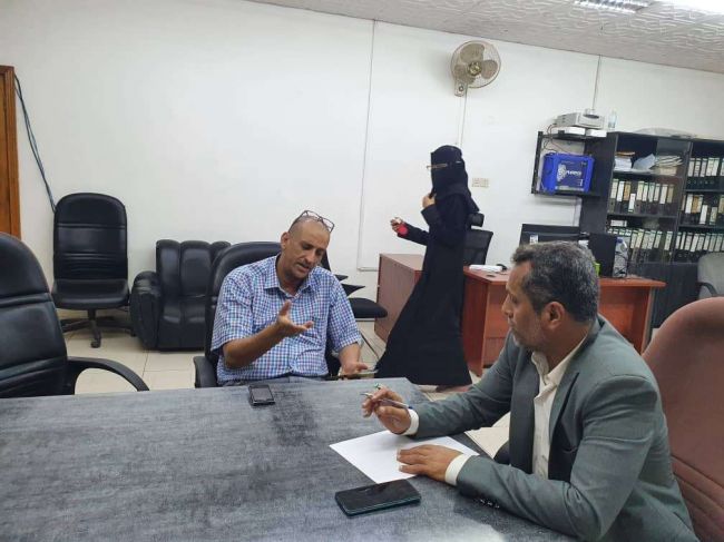 وكيل محافظة عدن لقطاع المشاريع يزور مقر المؤسسة العامة للمياه والصرف الصحي