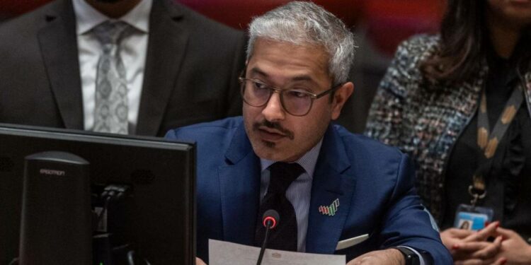 الإمارات تطالب بمعالجة الأزمة السورية بعيداً عن الاستقطاب