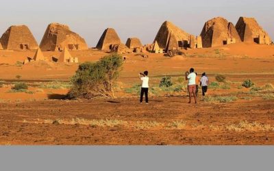 أهرامات السودان تطيح بمصر.. فكيف دمر صائد إيطالي رؤوسها؟