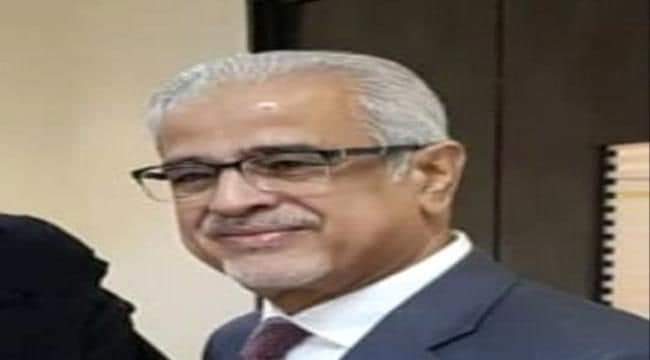 لقور: لم يحتفٍ اليمنيون بهزيمة مليشيات الحوثي