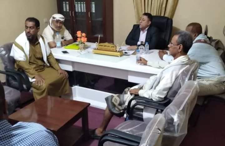 الأمين العام للمجلس المحلي أبين “الحامد” يلتقي  بمدير عام مديرية خنفر “اليوسفي”