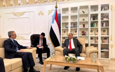 الرئيس الزُبيدي يستقبل سفير بعثة الاتحاد الأوروبي