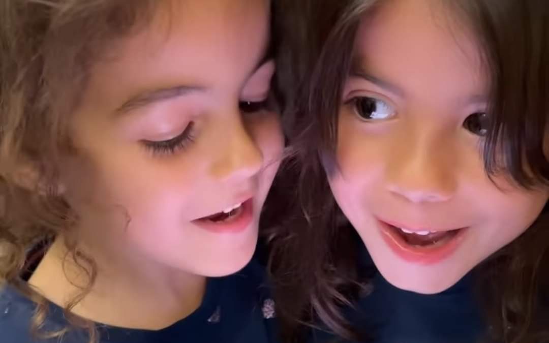 أطفال أولاد رونالدو يتعلمون اللغة العربية في  السعودية