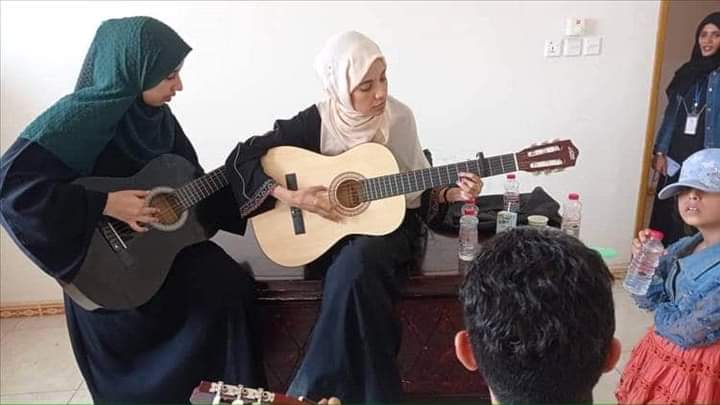 ثقافة عدن ترحب بتبني فرقة عزف موسيقية تضم 14 فتاة ورعايتها