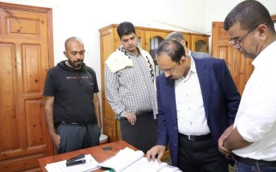 محافظ حضرموت يتفقّد الانضباط الوظيفي في أول أيام الشهر الفضيل ويوجه بإزالة مخلفات الأمطار والسيول