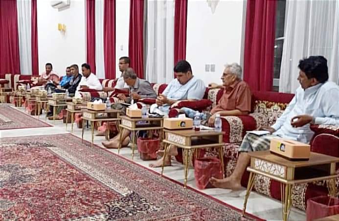 محافظ حضرموت يوجه بسرعة معالجة أضرار مخلفات الأمطار والسيول والتفاعل مع بلاغات المواطنين